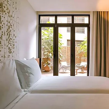 Casa Luz 4* Барселона