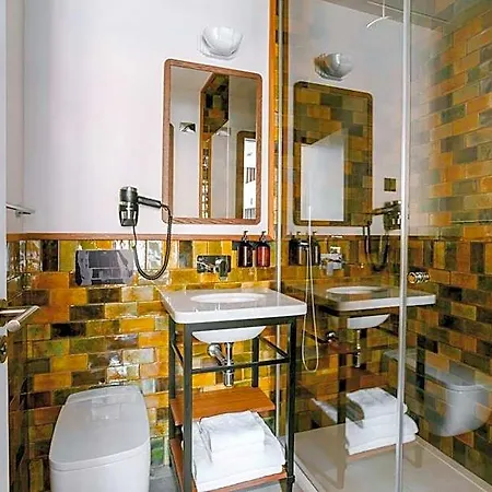 Casa Luz 4*