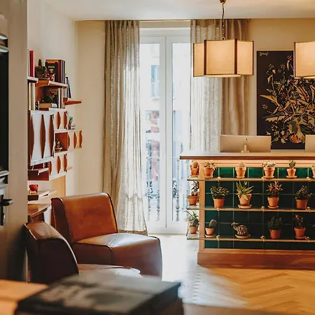 Hotel Casa Luz Placa Universitat, Sonder By Marriott Bonvoy 4*