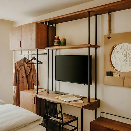 Casa Luz Placa Universitat, Sonder By Marriott Bonvoy Hotel 4*