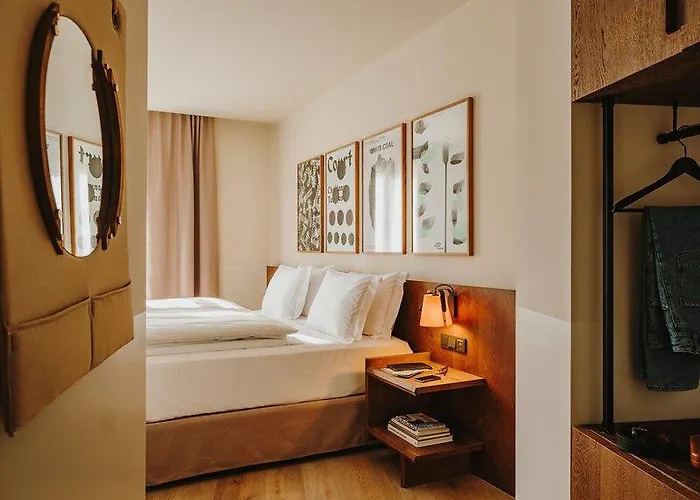 Casa Luz 4*