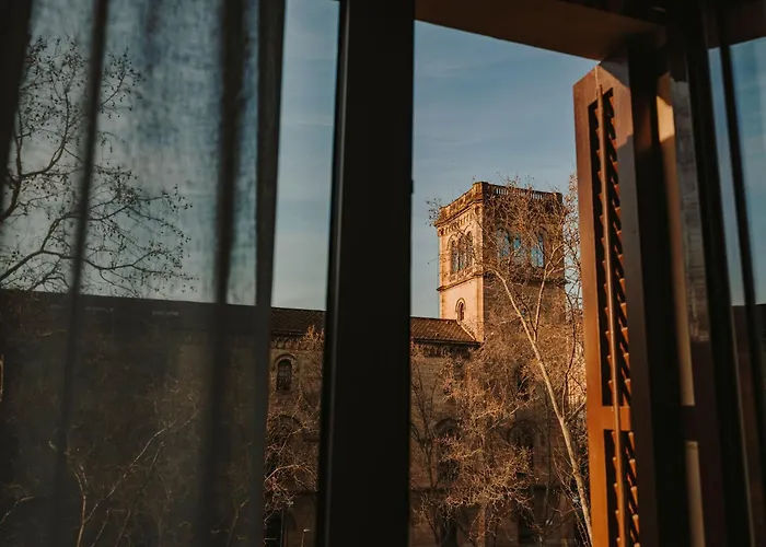 Casa Luz 4* ברצלונה